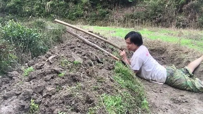 《创人药》死守二头田