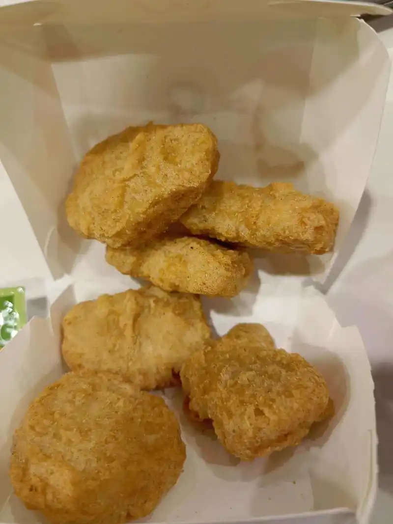 闲聊茶馆,麦当劳,麦乐鸡侠