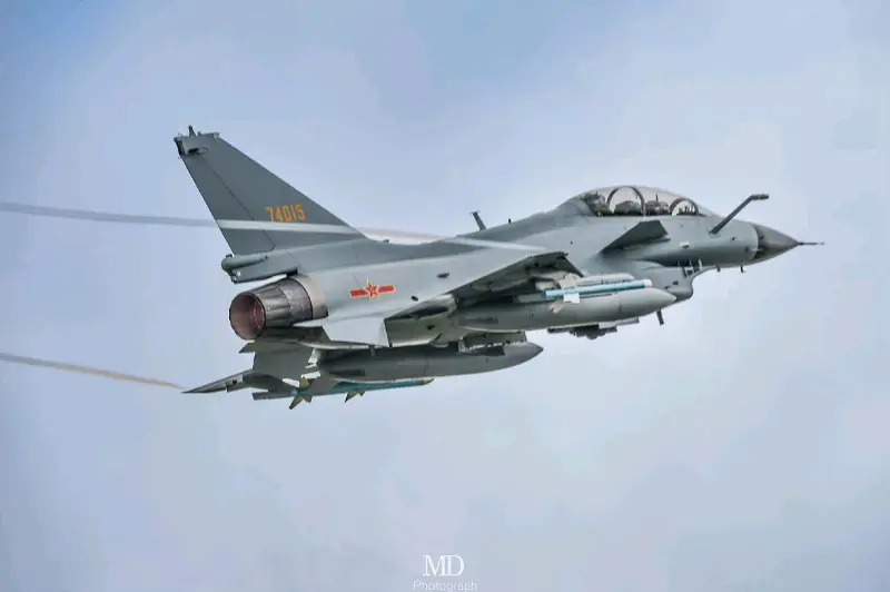解放军,空军,PLA,空警2000,歼16,歼10
