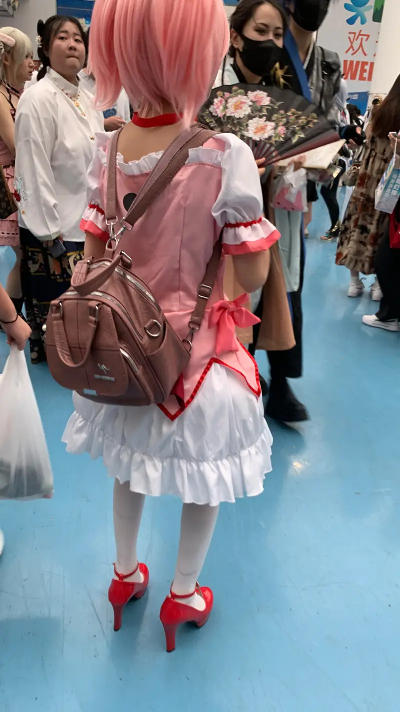 人好多