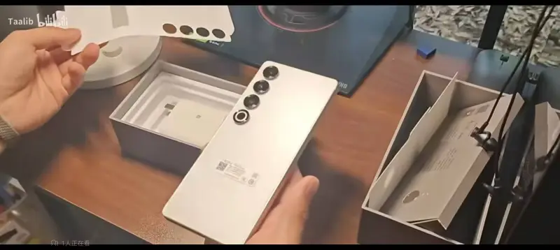 魅族的灵魂：白色魅族21 pro开箱