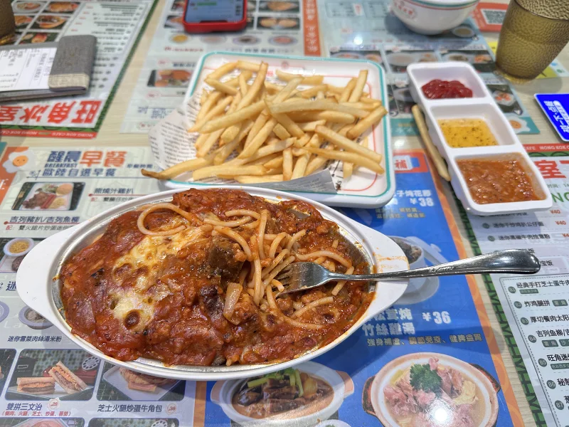 返校,茶餐厅,剪头发,日常