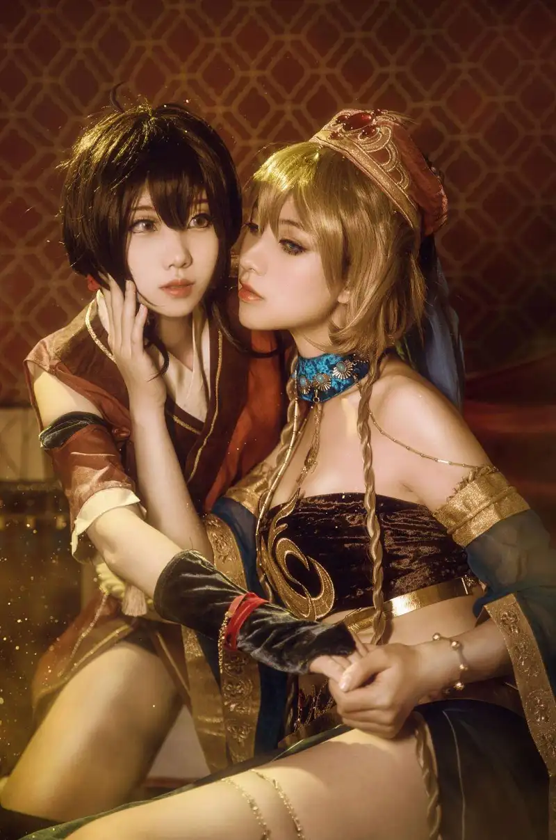 动漫专区,COSPLAY,洛天依,乐正绫