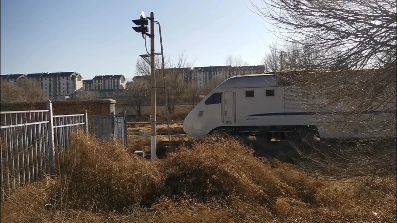 [京张铁路]NDJ3 0007担当S288次驶离康庄站