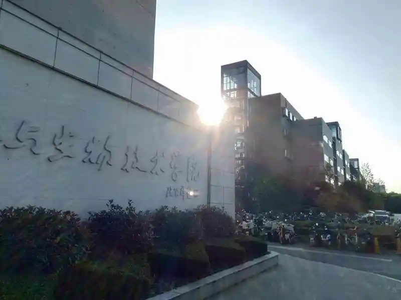 闲聊茶馆,猎奇