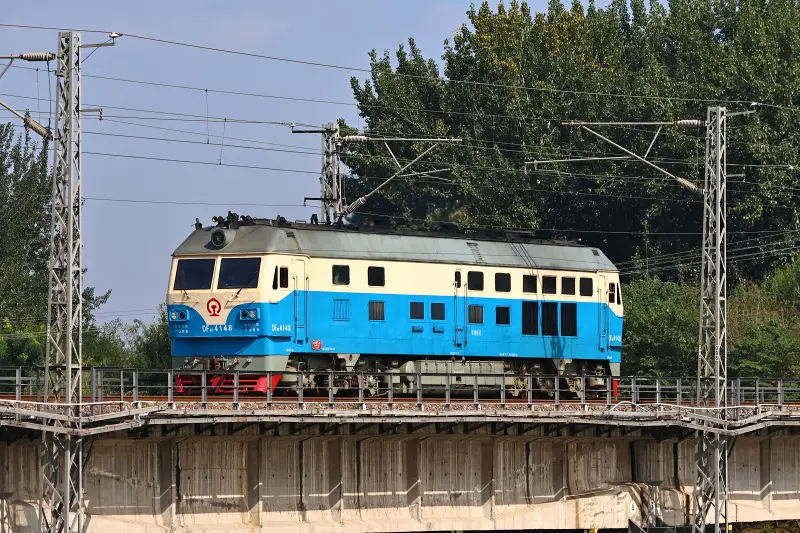 火车,DF4C