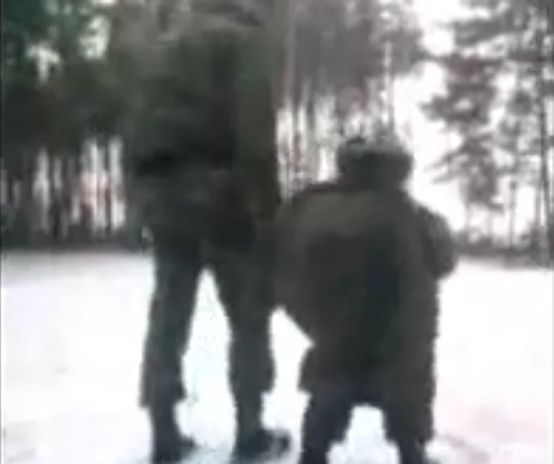 【一些古早时代的俄军搞笑视频】士兵的娱乐#1