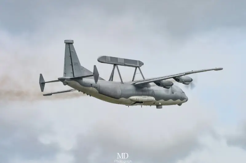 解放军,空军,PLA,空警2000,歼16,歼10