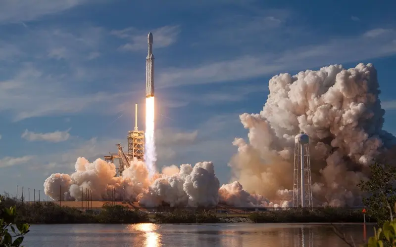 ［2018］SpaceX 猎鹰重型 现代工程的杰作