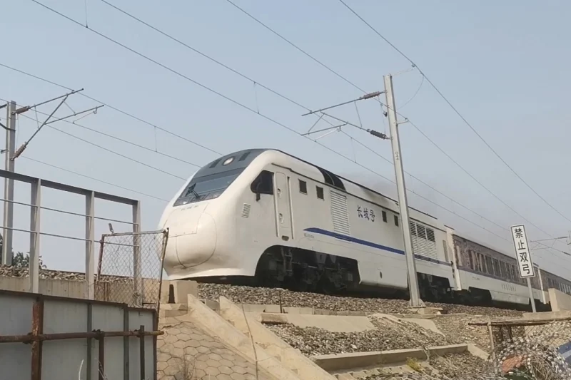 [旧东北环线]市郊列车S2线空车回送