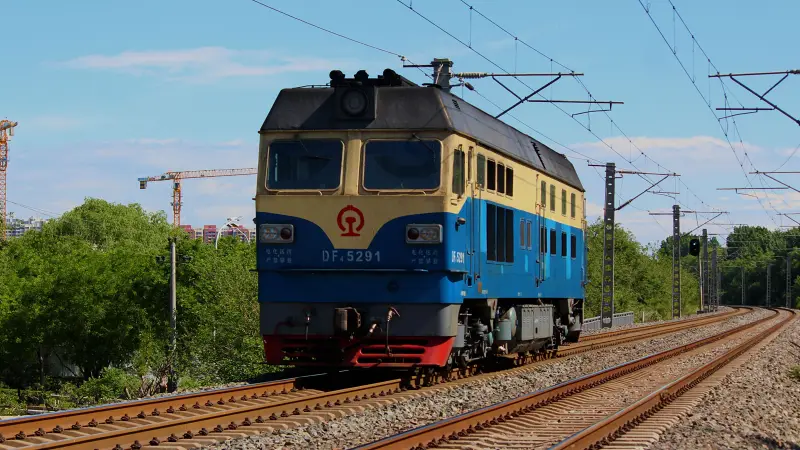 [京承线]DF4C-5291下行通过温榆河桥机位