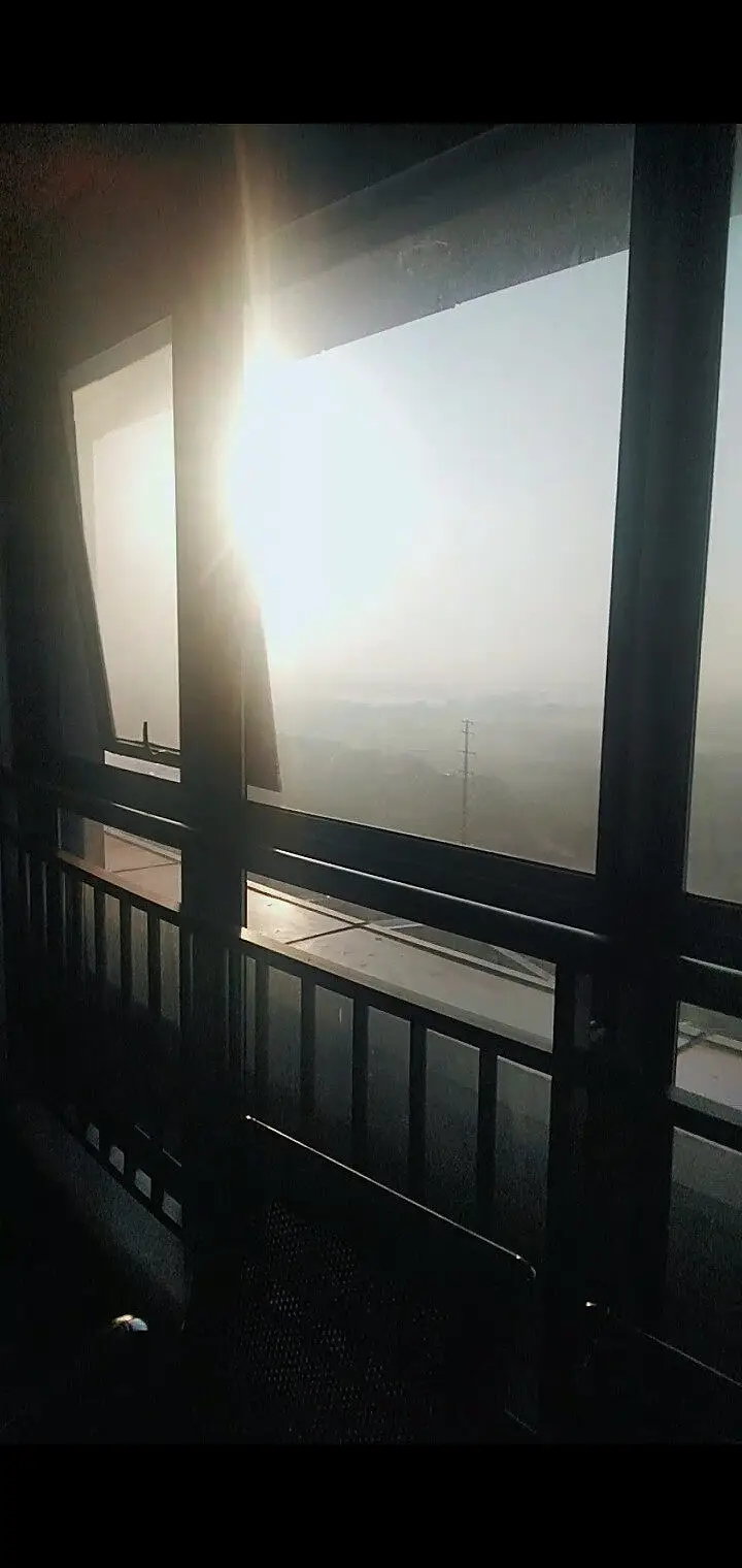 ᐕ)ﾉ：