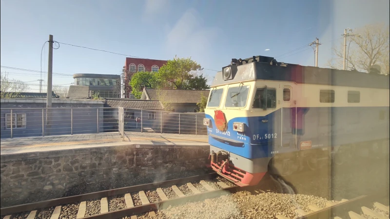 [京张铁路]DF4C-5012 青年文明号 南口调车