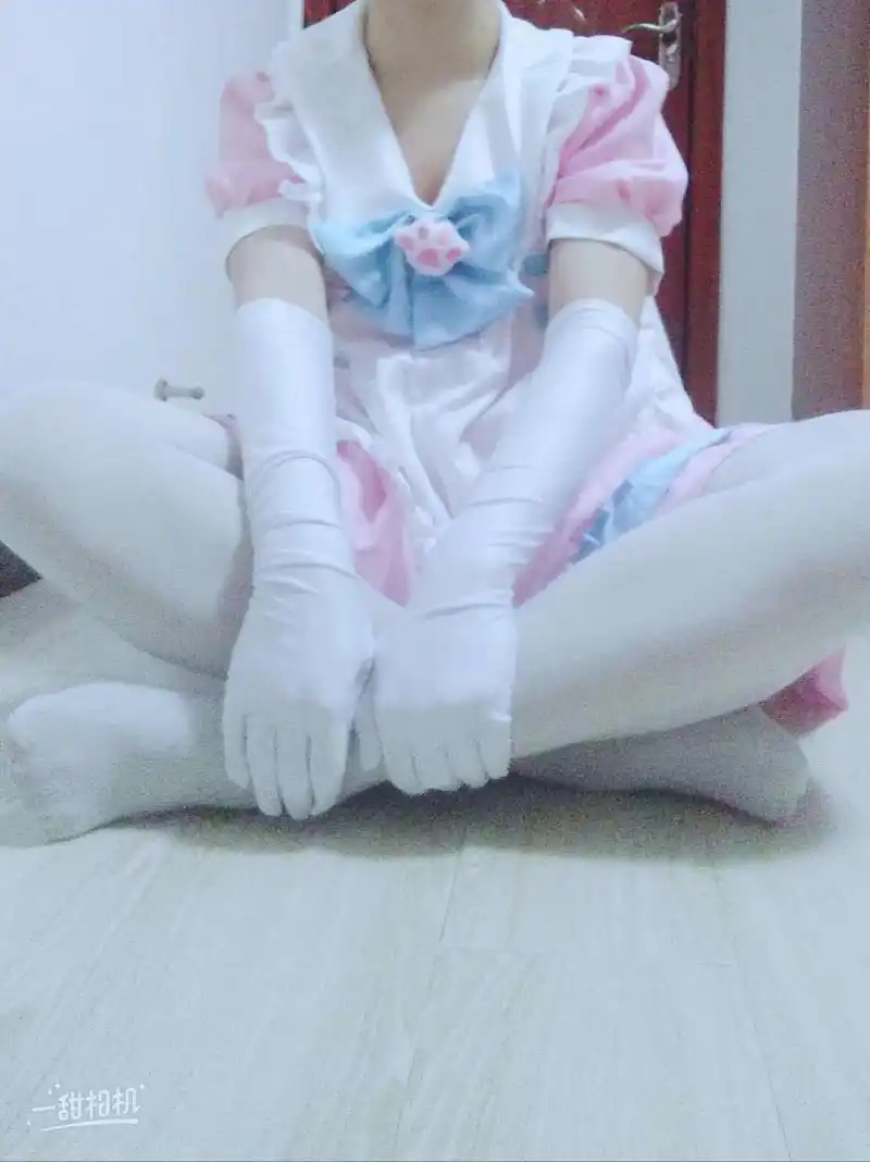 闲聊茶馆,白丝,女装,黑丝
