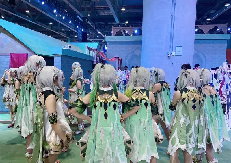 闲聊茶馆,漫展,广州萤火虫