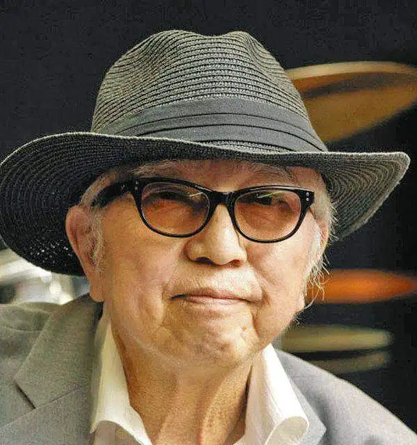 迟来的祭奠：中村治雄去世