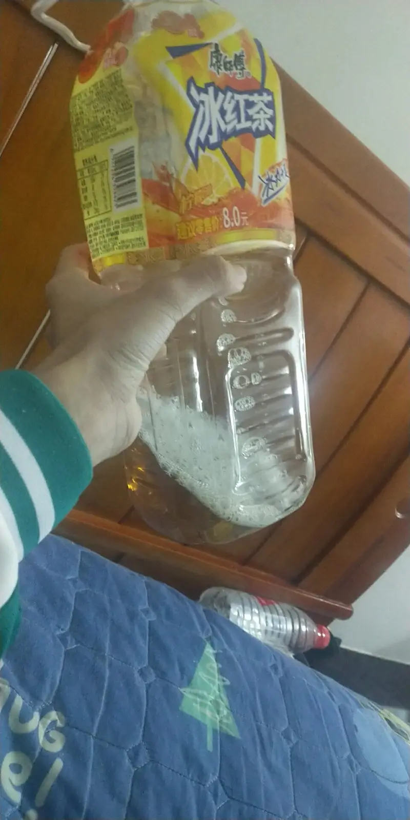 APP版的根本投不了稿，一进去就会卡退