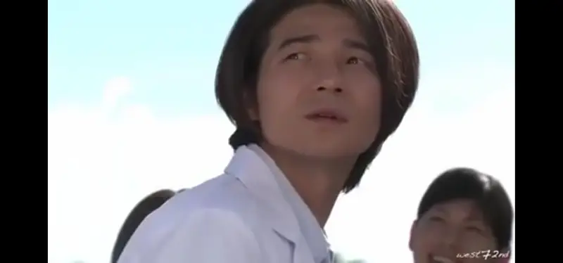 骑在银龙的背上MV