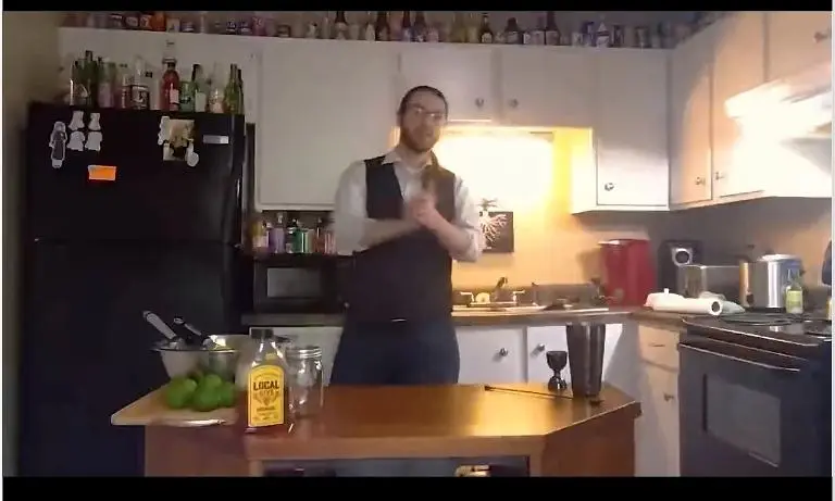 有手就行，海外博主教你调酒还原夜雀食堂