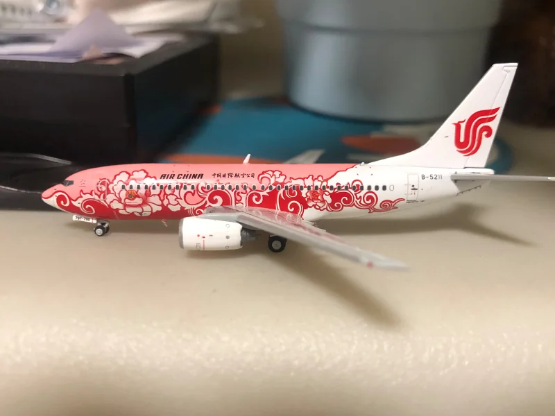 新航模 国航B737-700红牡丹彩绘