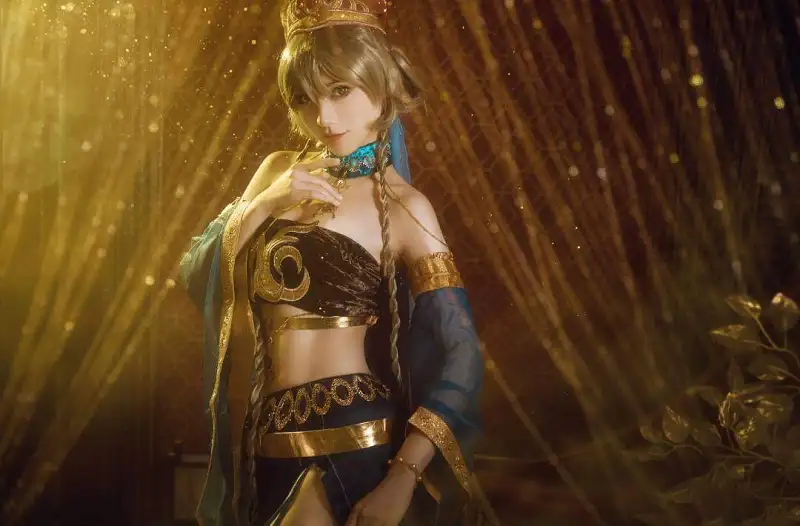 动漫专区,COSPLAY,洛天依,乐正绫