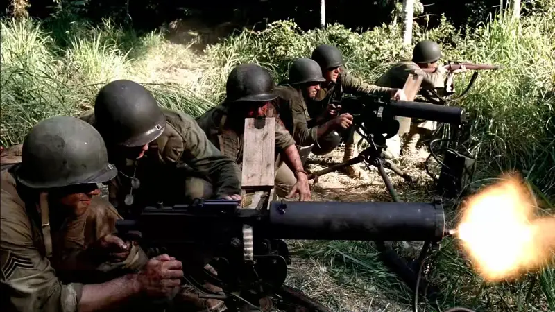 【太平洋战争】瓜岛战役片段,美军周边巡逻(1942年10月) 【太平洋战争】瓜岛战役片段,美军周边巡逻(1942年10月)